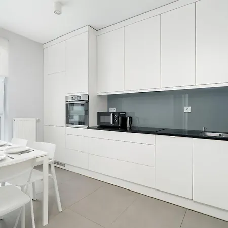 Stylish For 4 People With Parking In By Renters Poznan