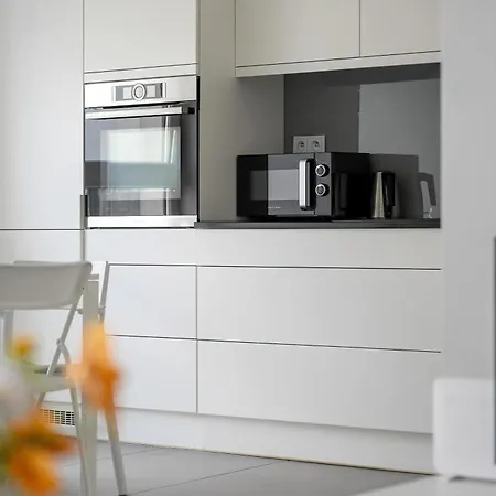 Apartmán Stylish For 4 People With Parking In By Renters *