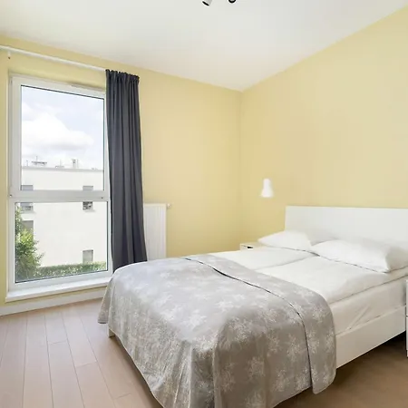 Apartmán Stylish For 4 People With Parking In By Renters Poznaň