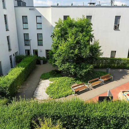 Lejlighed Stylish For 4 People With Parking In By Renters *