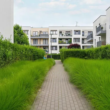 דירה Stylish For 4 People With Parking In By Renters